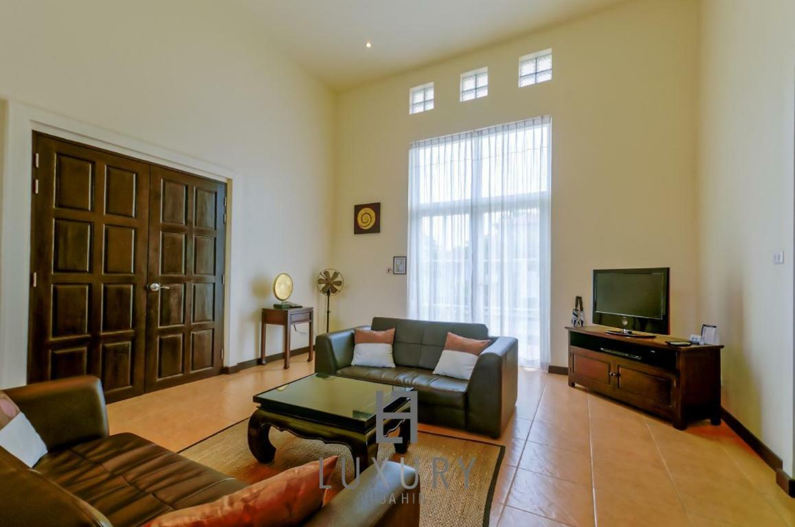 Bali Style 2 Bedroom Villa With Pool - B99 Hua Hin Ngoại thất bức ảnh